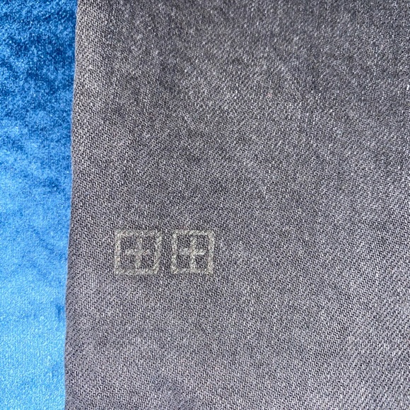 Black Women’s Ksubi pants (29). Never worn before with ALL tags. - Picture 3 of 4